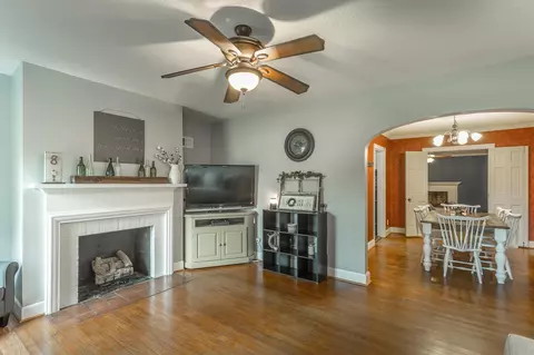 6234 E Brainerd Rd, Chattanooga, TN 37421 photo 2