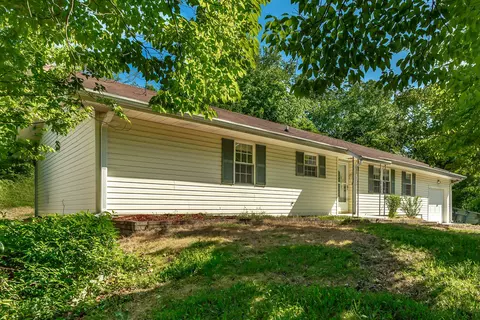 803 Ely Rd, Hixson, TN 37343 photo 2