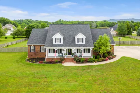 105 Clover Dr, Ringgold, GA 30736 photo 2