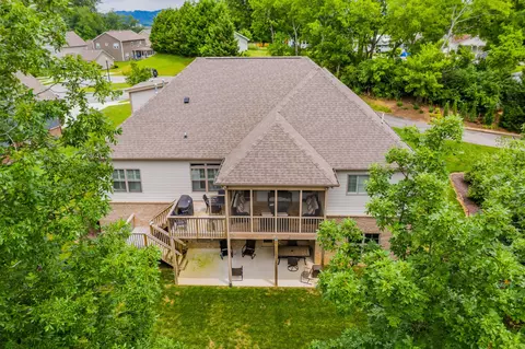 3606 Crestline Pl, Chattanooga, TN 37415 photo 2