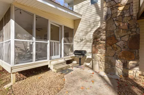 9401 Berkshire Cir, Chattanooga, TN 37421 photo 33
