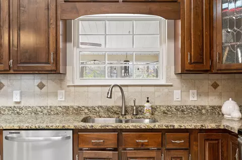 9401 Berkshire Cir, Chattanooga, TN 37421 photo 8