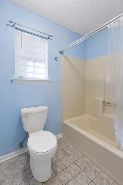 9401 Berkshire Cir, Chattanooga, TN 37421 photo 23