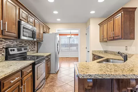 766 Windrush Loop, Chattanooga, TN 37421 photo 6