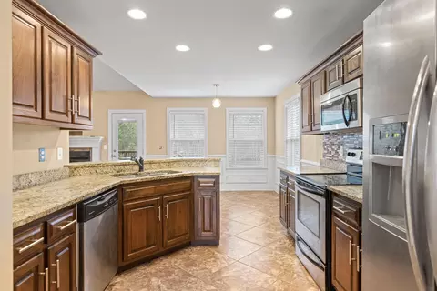 766 Windrush Loop, Chattanooga, TN 37421 photo 7