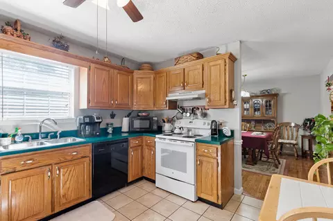 124 Emerald Dr, Ringgold, GA 30736 photo 7