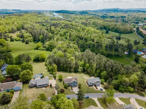 108 Parkview Dr, Ringgold, GA 30736 photo 9