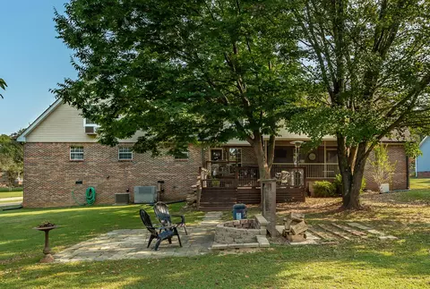 9502 Post Oak Dr, Ooltewah, TN 37363 photo 4