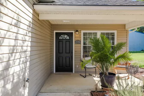 2718 Derby Downs Dr, Chattanooga, TN 37421 photo 4