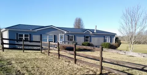 635 Pond Rd, Dickson, TN 37055 photo 1