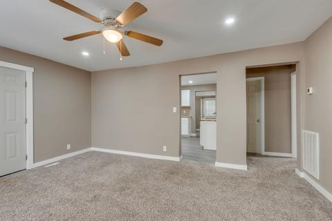 106 E Hunt St, Dickson, TN 37055 photo 6