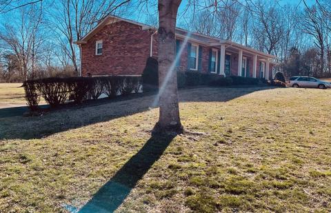 2069 Dade Cir, Dickson, TN 37055 photo 2