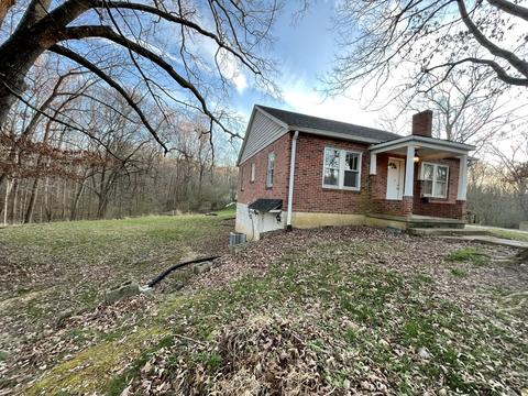 401 High Point Dr, Centerville, TN 37033 photo 4