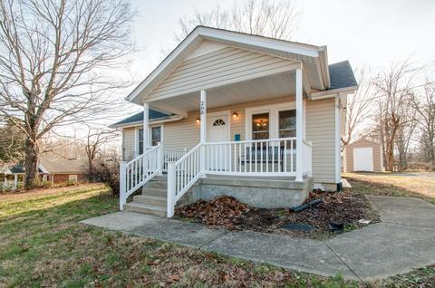 208 Central High St, Dickson, TN 37055 photo 2