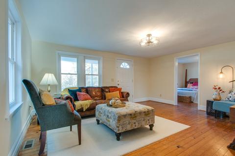 208 Central High St, Dickson, TN 37055 photo 9