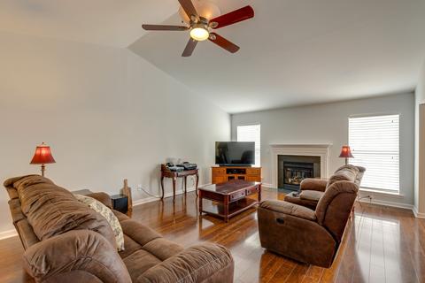 2004 Flocking Dr, Spring Hill, TN 37174 photo 7