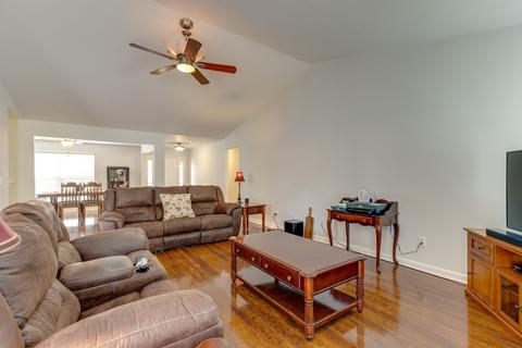 2004 Flocking Dr, Spring Hill, TN 37174 photo 8
