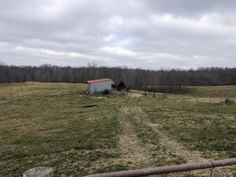 1534 E Piney Rd, Dickson, TN 37055 photo 2