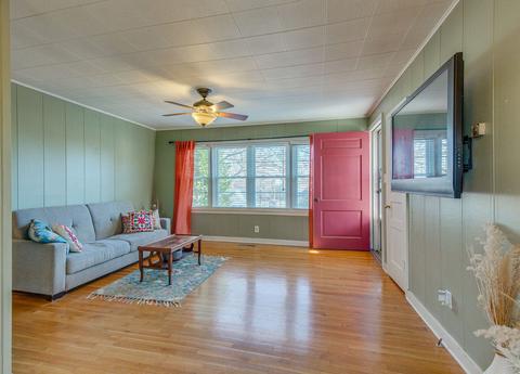 107 Oak Ave, Dickson, TN 37055 photo 3