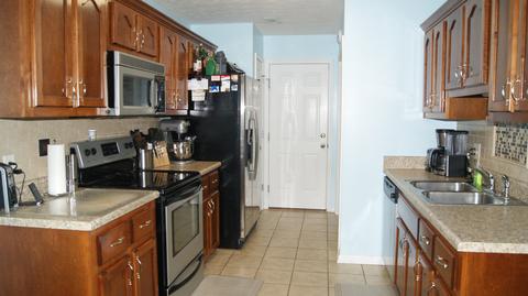 8008 Legacy Dr, Springfield, TN 37172 photo 5