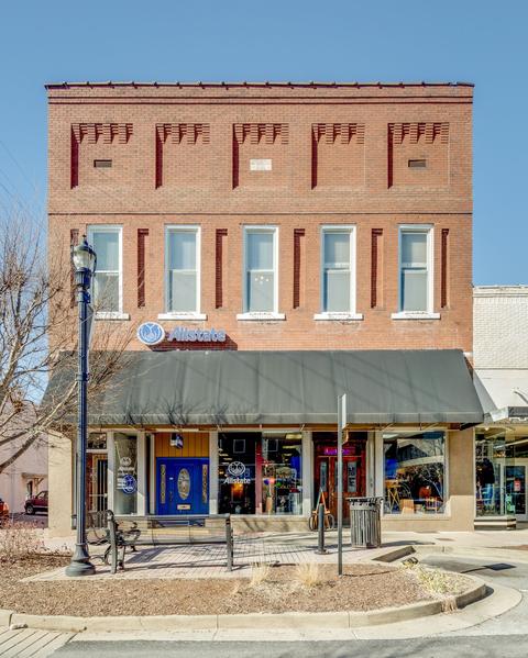 110 N Main St, Dickson, TN 37055 photo 1