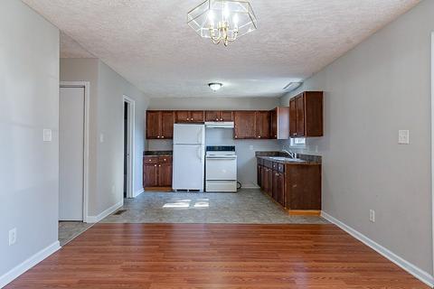 425 E Castle St, Murfreesboro, TN 37130 photo 3