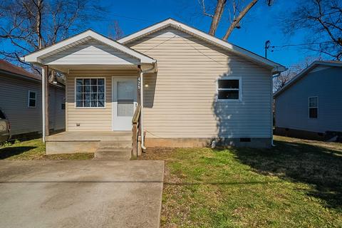 425 E Castle St, Murfreesboro, TN 37130 photo 1