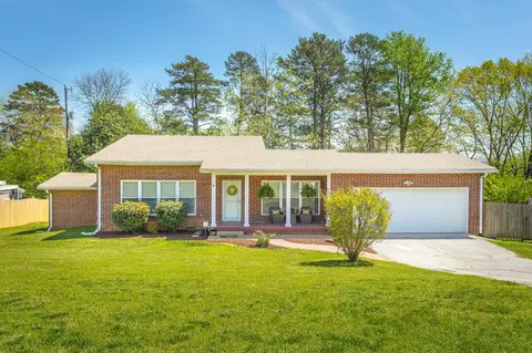 1834 Skyline Dr, Chattanooga, TN 37421 photo 1