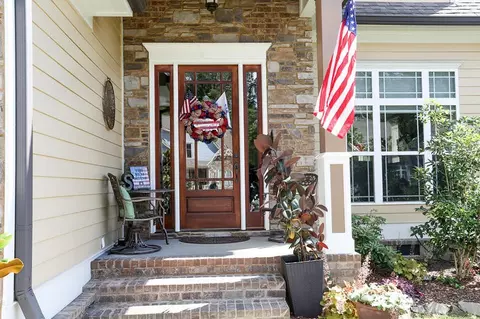 8564 Flower Br, Chattanooga, TN 37421 photo 3