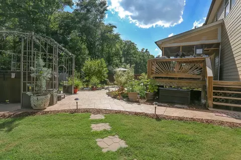 8564 Flower Br, Chattanooga, TN 37421 photo 32