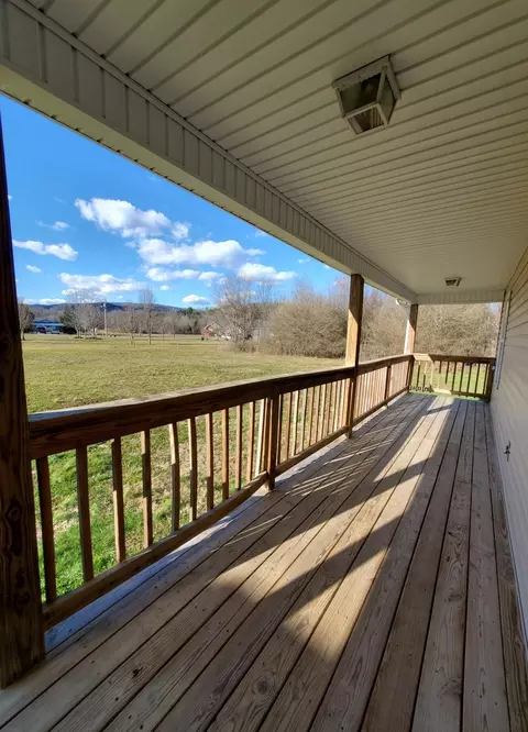 123 Riverside Dr, Dunlap, TN 37327 photo 2