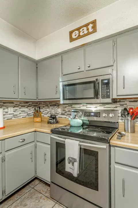 4504 Eldridge Rd, Hixson, TN 37343 photo 8