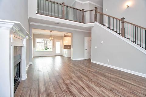 1820 Walking Dr, Murfreesboro, TN 37130 photo 2