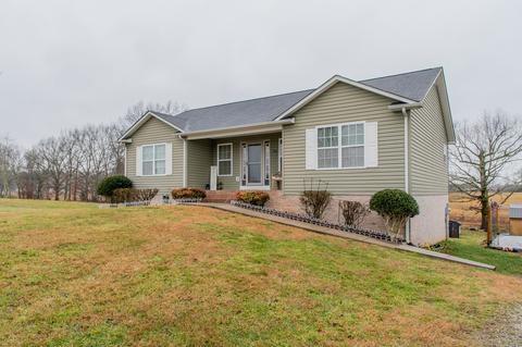 4523 Ewing Dr, Baxter, TN 38544 photo 1
