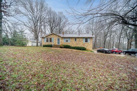 108 Few Ln, Dickson, TN 37055 photo 2