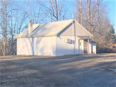 488 Lower Halls Mill Rd, Shelbyville, TN 37160