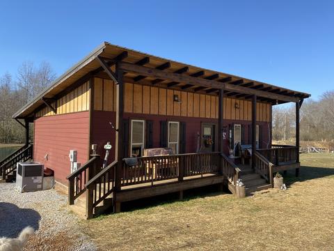 1063 Swan Mill Rd, Morrison, TN 37357 photo 2