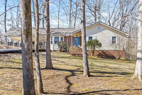 215 Lee Rd, Dickson, TN 37055 photo 1