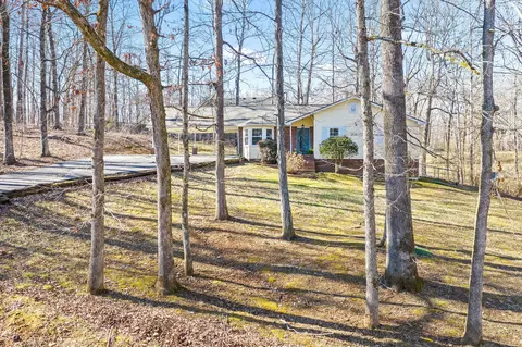 215 Lee Rd, Dickson, TN 37055 photo 3