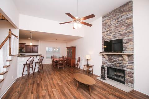 2205 Burnside Dr, Murfreesboro, TN 37128 photo 3