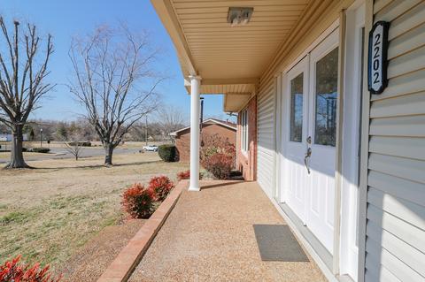 2202 Ruth St, Springfield, TN 37172 photo 8