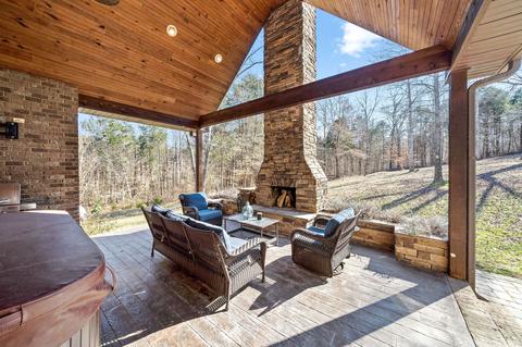 300 Batson Rd, Cunningham, TN 37052 photo 7