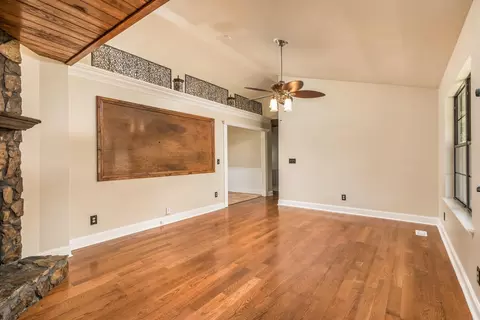 41 Pine St, Ringgold, GA 30736 photo 4