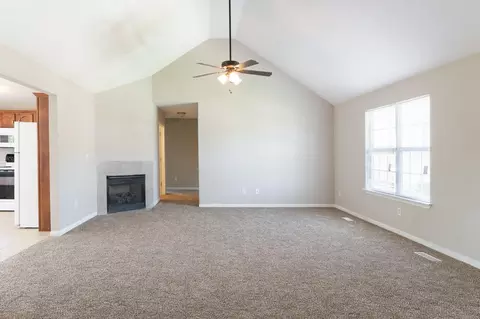 48 Bluff View Dr, Ringgold, GA 30736 photo 3