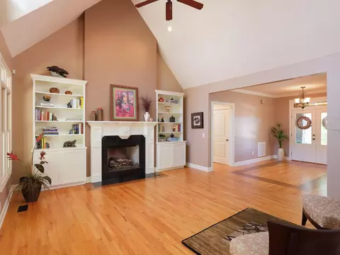 9208 Leafbrook Ln, Apison, TN 37302 photo 7