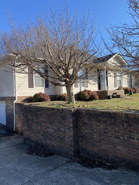 1054 Pond Switch Rd, Dickson, TN 37055 photo 2