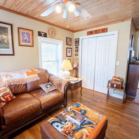 902 W Main St, Decherd, TN 37324 photo 7