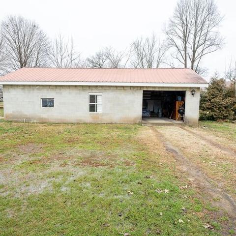902 W Main St, Decherd, TN 37324 photo 26