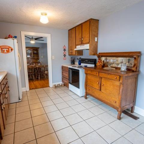 902 W Main St, Decherd, TN 37324 photo 14