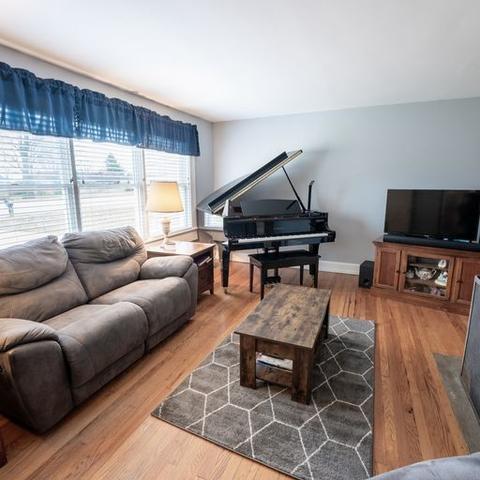 902 W Main St, Decherd, TN 37324 photo 4